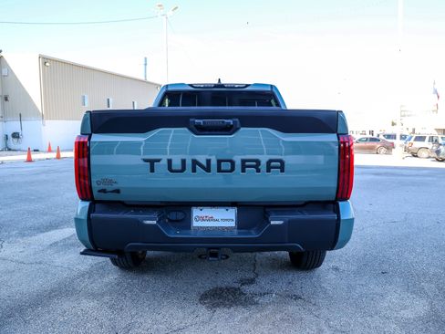 Used 2025 Toyota Tundra SR5 AWD/4WD image 8
