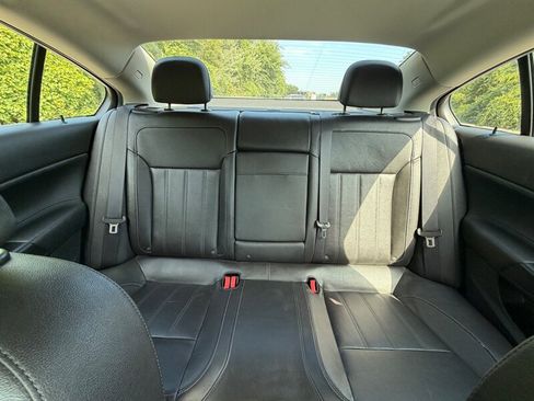 Used 2011 Buick Regal CXL w/ RL3 Preferred Equipment Group FWD image 11