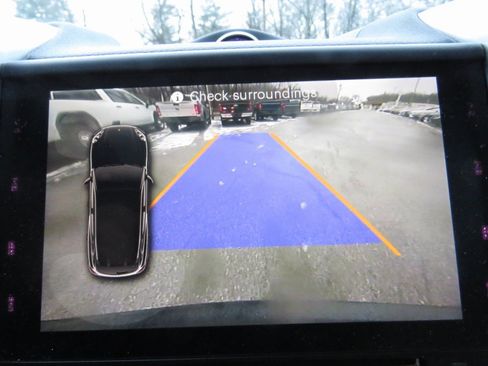 Used 2017 Porsche Cayenne image 26