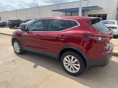 Used 2021 Nissan Rogue Sport S FWD image 6