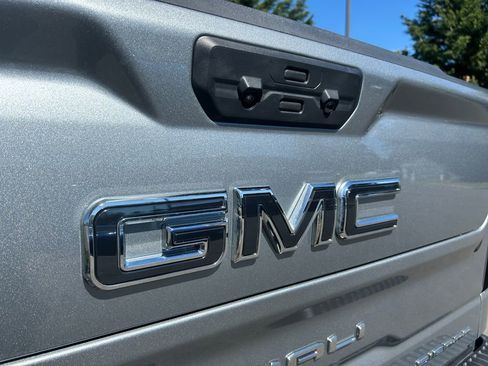 Used 2025 GMC Sierra 1500 Denali Ultimate AWD/4WD image 36