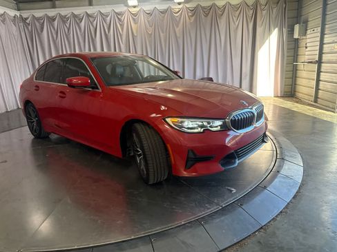 Used 2019 BMW 330i Sedan RWD image 3
