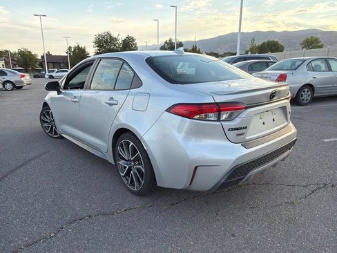 Used 2022 Toyota Corolla SE FWD image 11