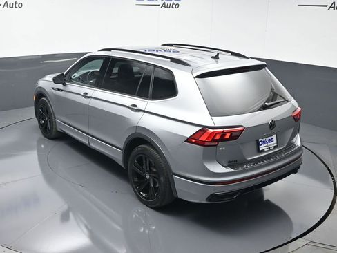 Used 2023 Volkswagen Tiguan SE R-Line FWD image 51
