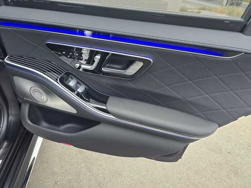 New 2026 Mercedes-Benz S 580 4MATIC Sedan image 13