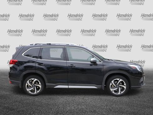 Used 2022 Subaru Forester Touring AWD/4WD image 10