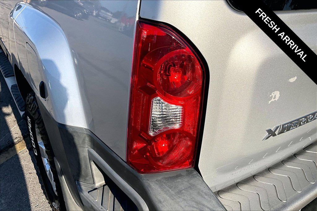 Used 2012 Nissan Xterra S AWD/4WD image 21
