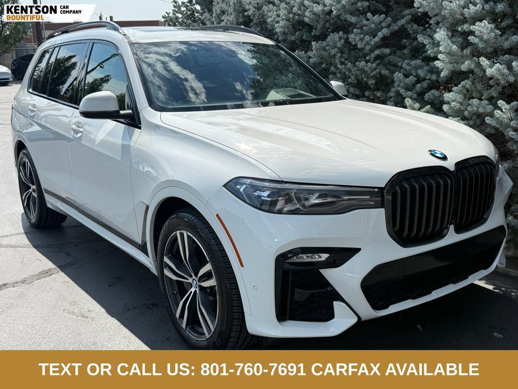 Used 2022 BMW X7 xDrive40i w/ M Sport Package AWD/4WD image 12