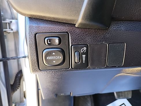 Used 2017 Toyota Corolla SE image 22