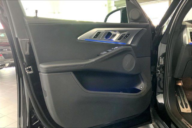 Used 2023 BMW XM AWD/4WD image 10