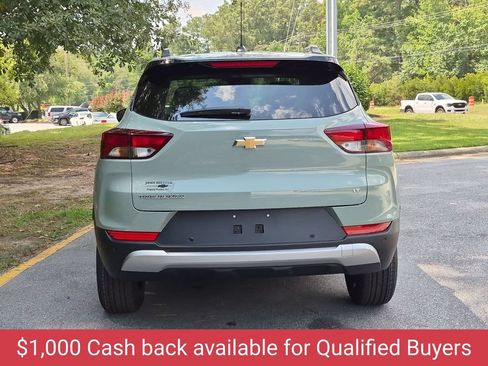 New 2026 Chevrolet TrailBlazer LT w/ Driver Confidence Package FWD image 5