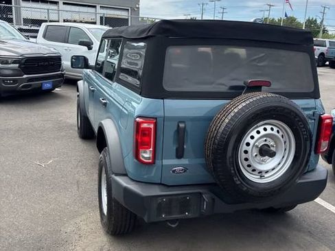 Used 2022 Ford Bronco 4-Door AWD/4WD image 2