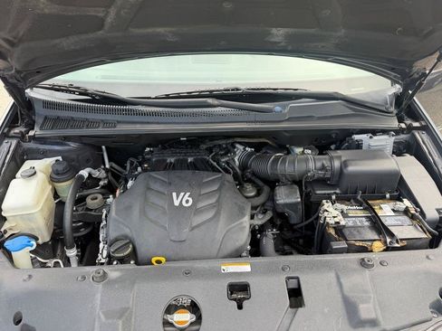 Used 2012 Kia Sedona EX w/ Luxury Pkg FWD image 19