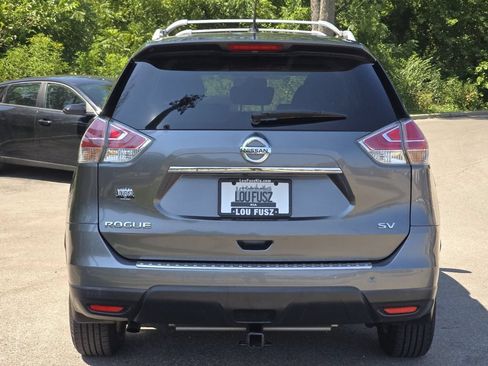 Used 2015 Nissan Rogue SV FWD image 9