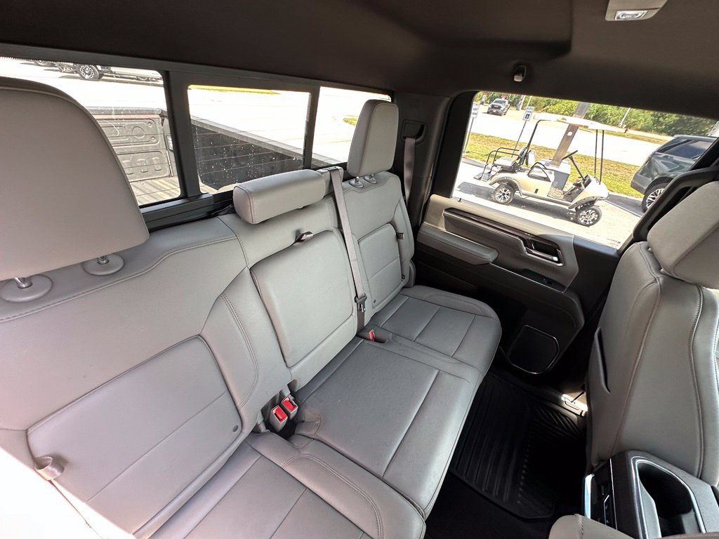 Used 2025 Chevrolet Silverado 2500 LTZ w/ LTZ Texas Edition AWD/4WD image 24