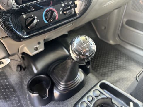 Used 2006 Ford Ranger STX image 12