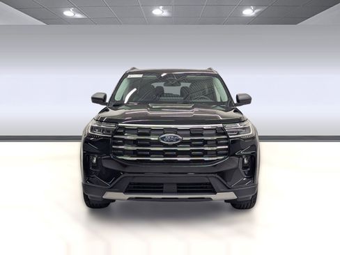 New 2026 Ford Explorer Active w/ Active Comfort Package image 5