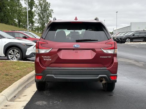 Certified 2023 Subaru Forester Premium AWD/4WD image 10