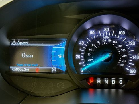 Used 2022 Ford Edge Titanium image 13