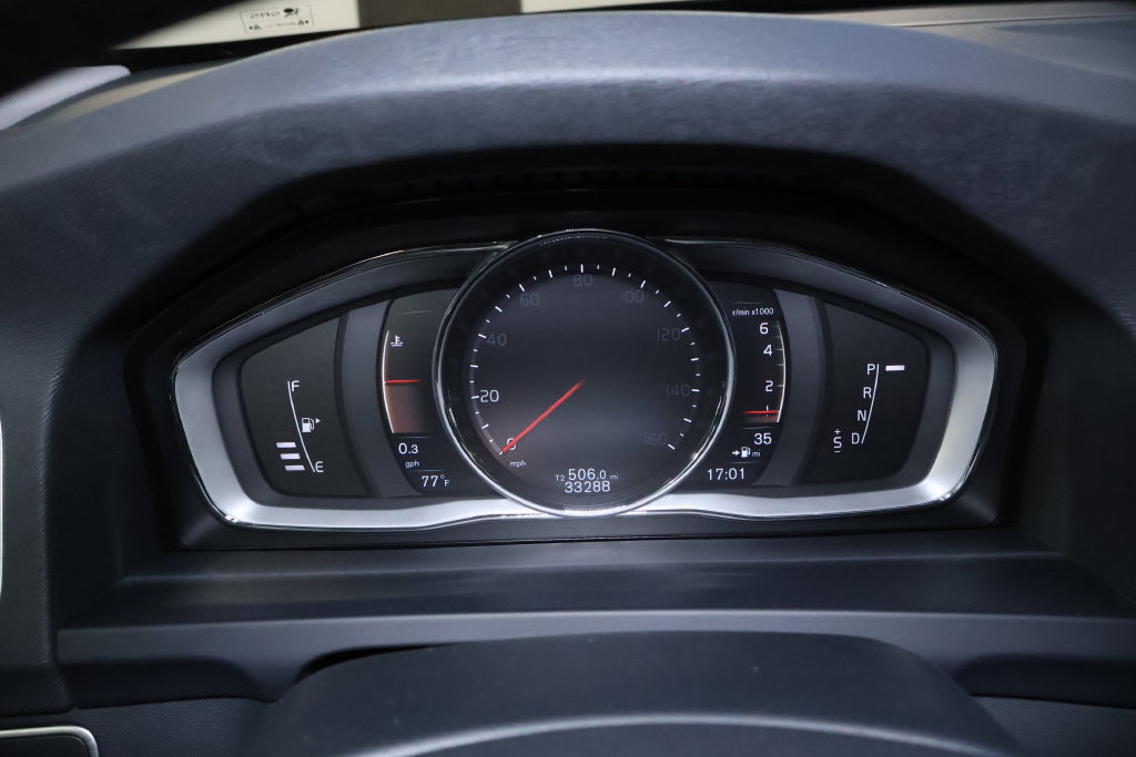 Used 2018 Volvo V60 T5 Cross Country AWD/4WD image 20