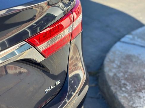 Used 2014 Toyota Avalon XLE Touring image 6