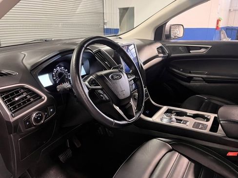 Used 2023 Ford Edge SEL image 23