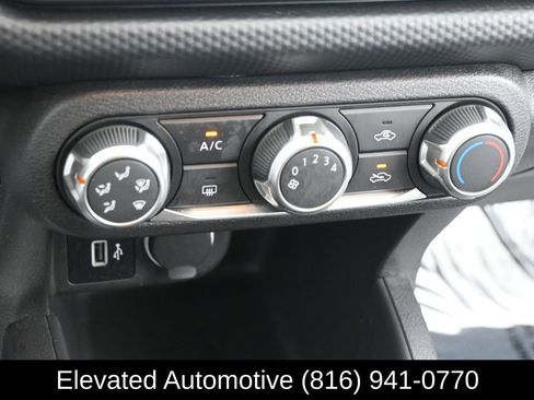 Used 2023 Nissan Kicks S image 11