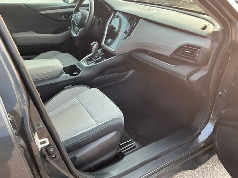 Used 2024 Subaru Outback Premium AWD/4WD image 19