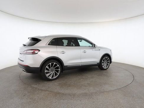 Used 2019 Lincoln Nautilus Reserve w/ Driver Assistance Package image 19