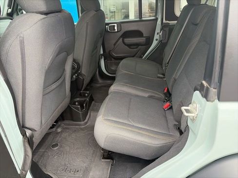 Used 2024 Jeep Wrangler Sport S image 9