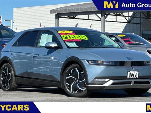 Used 2022 Hyundai Ioniq 5 SE image 1