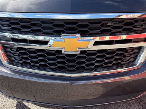Used 2015 Chevrolet Suburban LT AWD/4WD image 11