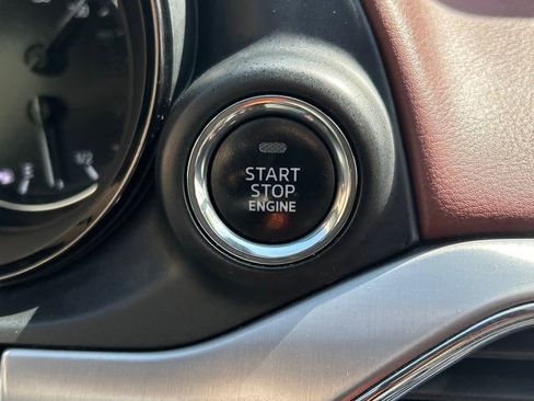 Used 2019 MAZDA CX-9 Signature image 30