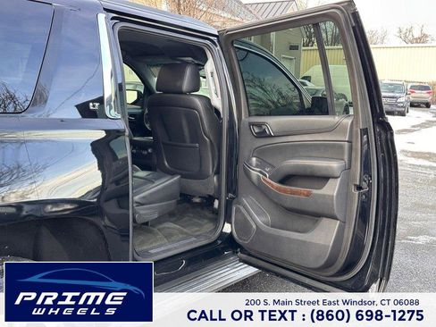 Used 2015 Chevrolet Suburban LT image 14