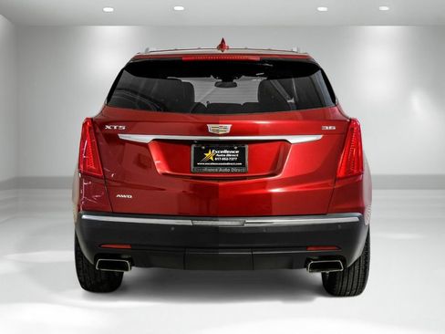 Used 2019 Cadillac XT5 Premium Luxury image 8