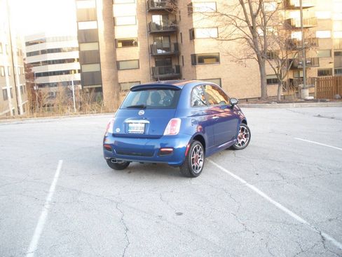 Used 2012 FIAT 500 Sport w/ Safety & Sound Pkg FWD image 16