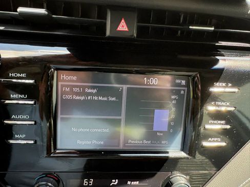 Used 2019 Toyota Camry SE image 33