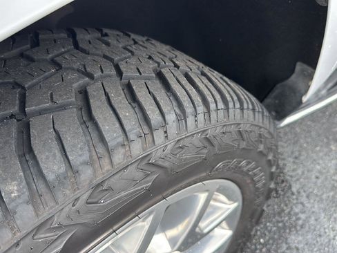 Used 2020 GMC Yukon XL SLT w/ Open Road Package image 38