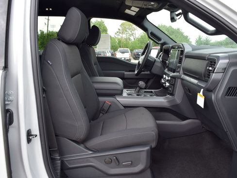 New 2026 Ford F150 XLT w/ Equipment Group 302A MID AWD/4WD image 23