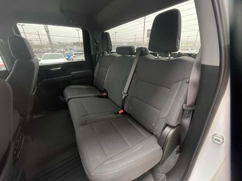 Used 2024 Chevrolet Silverado 2500 Custom w/ Custom Value Package image 23