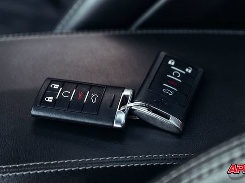 Used 2014 Cadillac CTS V RWD image 80