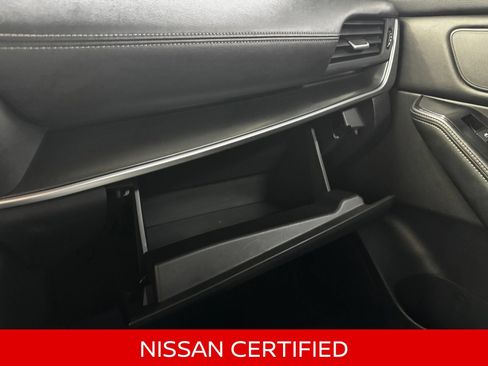 Certified 2025 Nissan Rogue SV AWD/4WD image 32