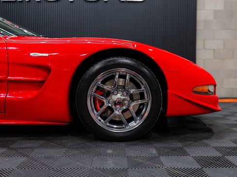 Used 2002 Chevrolet Corvette Z06 image 11