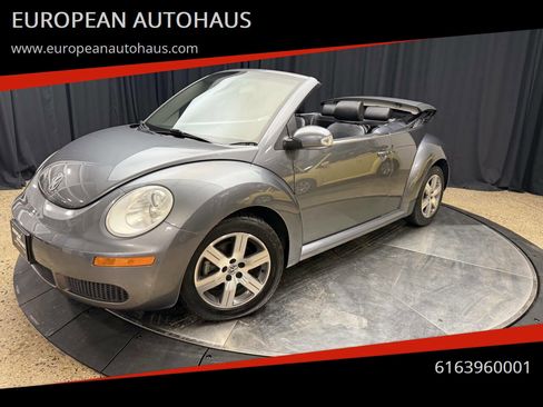 Used 2006 Volkswagen Beetle Convertible w/ Package 1 image 1