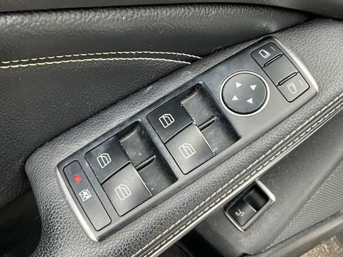 Used 2019 Mercedes-Benz GLA 250 4MATIC image 27