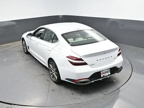 Used 2025 Genesis G70 2.5T AWD/4WD image 42