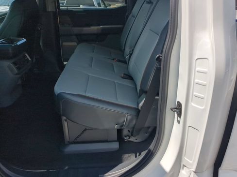 Used 2025 Ford F150 Lariat w/ Equipment Group 501A Mid AWD/4WD image 18
