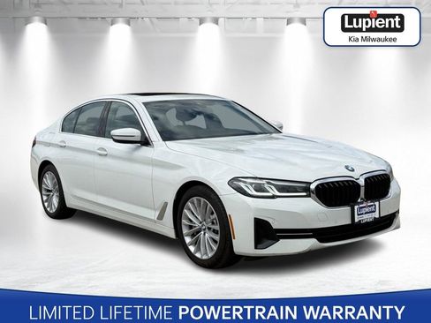 Used 2022 BMW 530i xDrive w/ Convenience Package AWD/4WD image 1