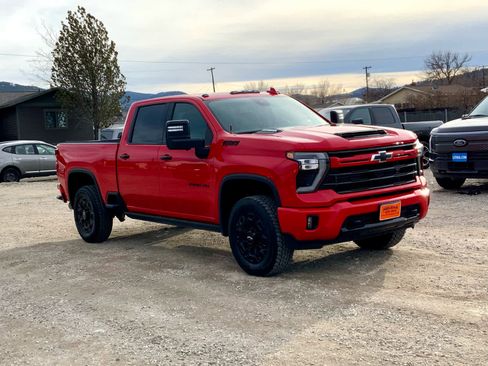 Used 2024 Chevrolet Silverado 2500 LTZ w/ LTZ Plus Package image 7