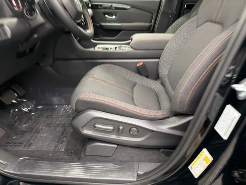 New 2026 Honda Pilot Sport image 10